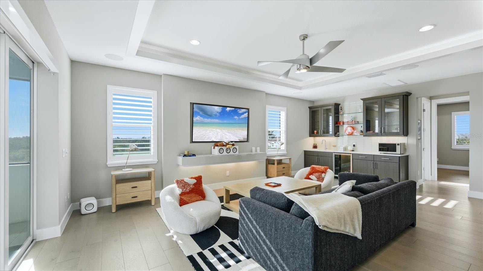 Listing photo id 43 for 5708 Inspiration Terrace