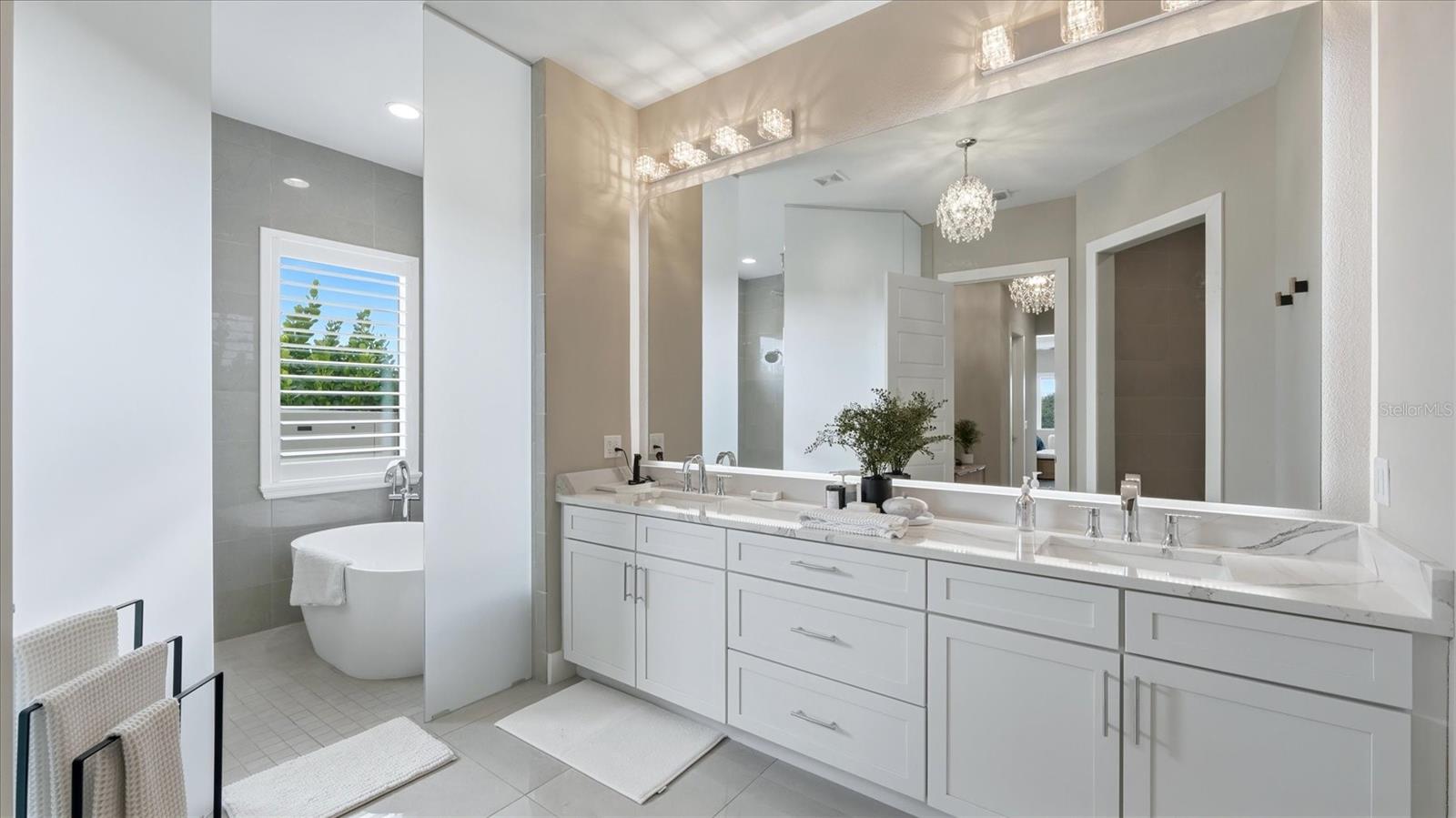 Listing photo id 53 for 5708 Inspiration Terrace