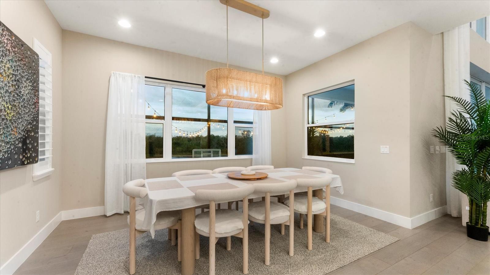 Listing photo id 4 for 5708 Inspiration Terrace