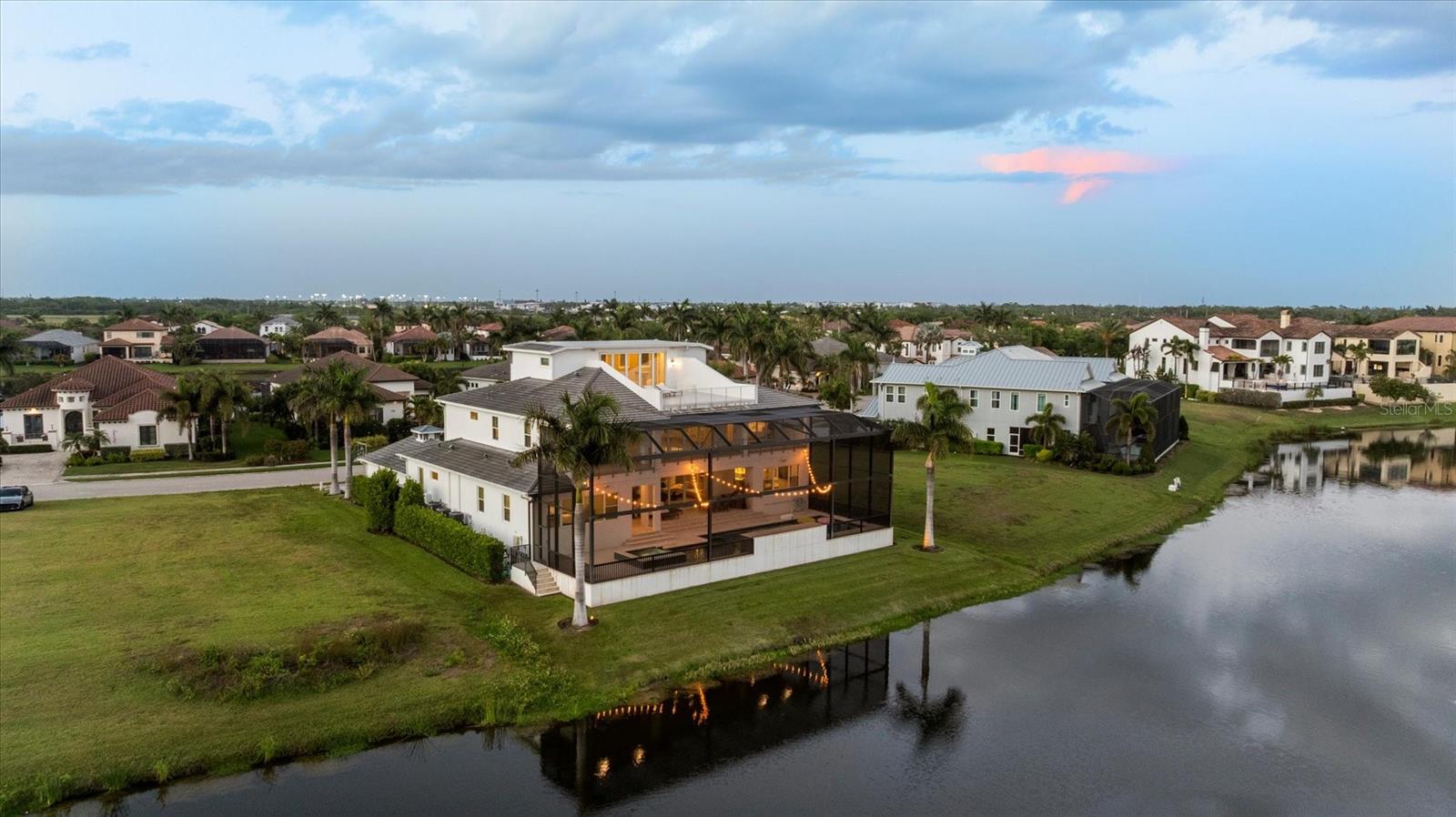 Listing photo id 63 for 5708 Inspiration Terrace