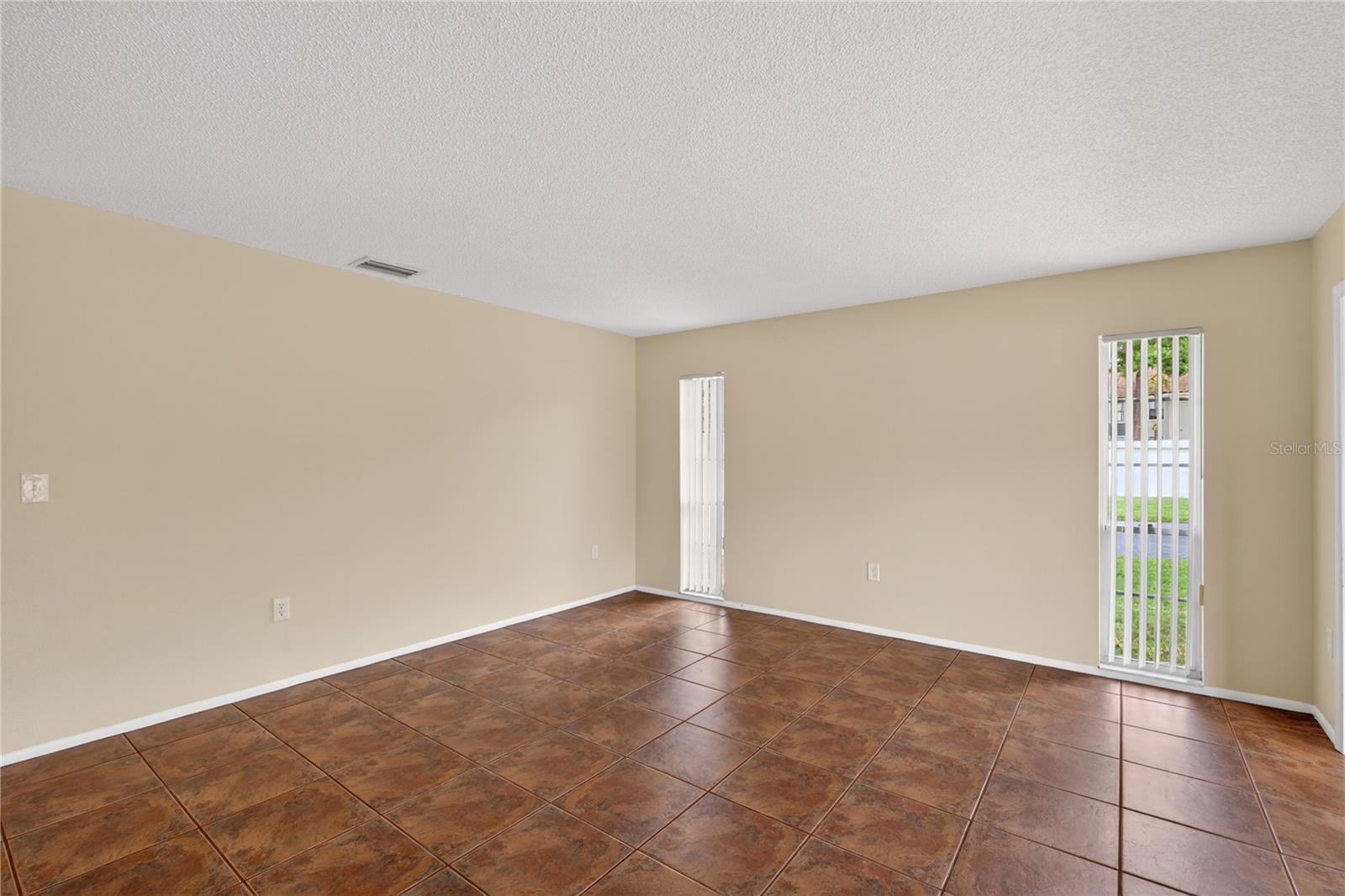 Image 18 of 62 For 3501 Village Court 220