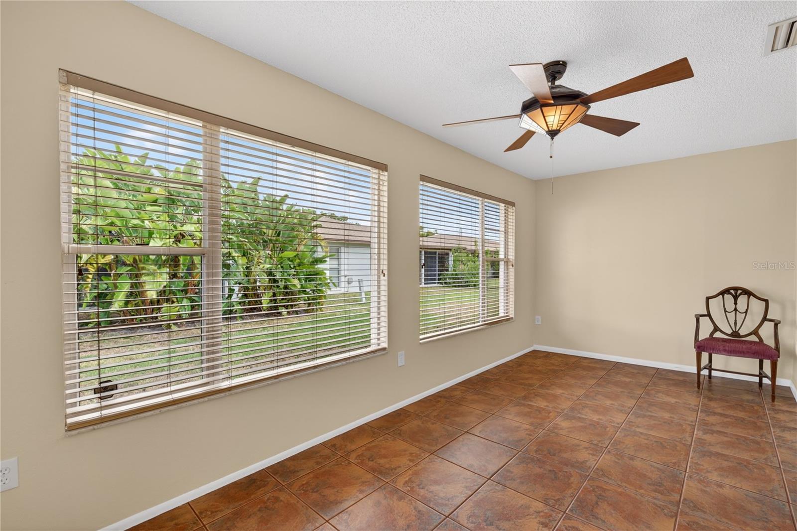 Image 21 of 62 For 3501 Village Court 220