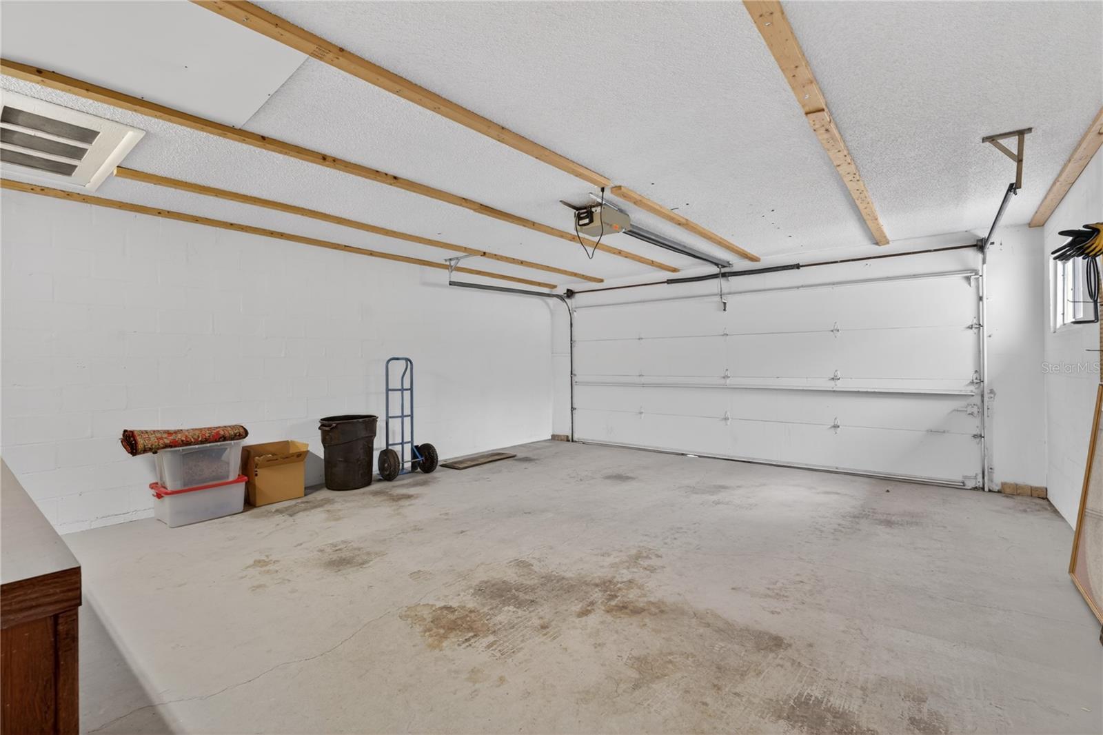 Image 30 of 62 For 3501 Village Court 220