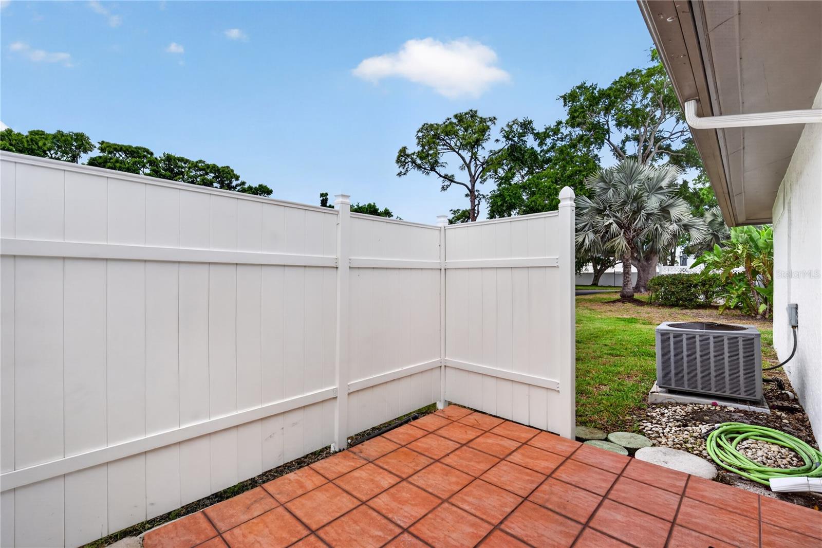 Image 5 of 62 For 3501 Village Court 220