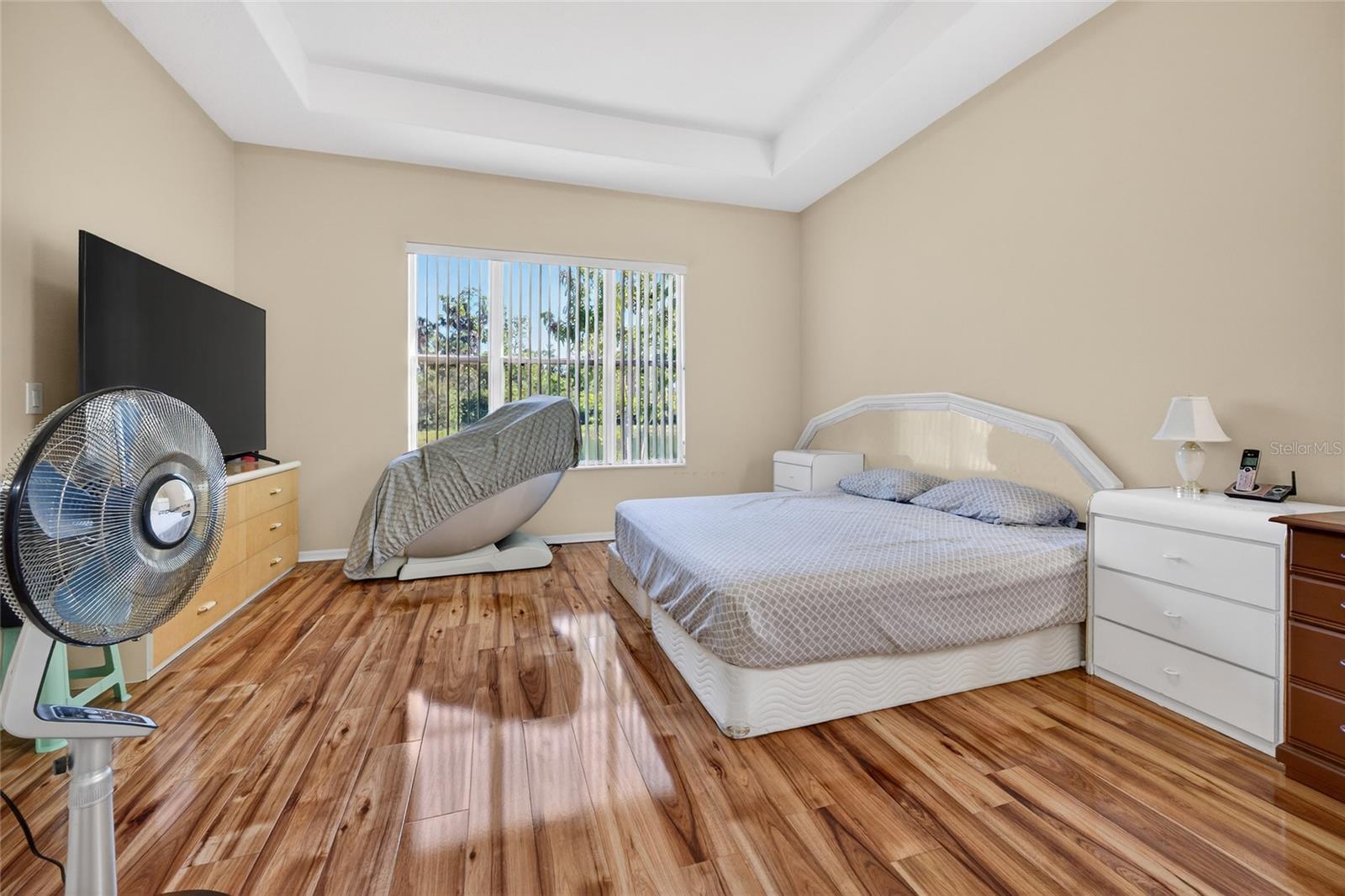 Image 15 of 36 For 4612 62 Avenue