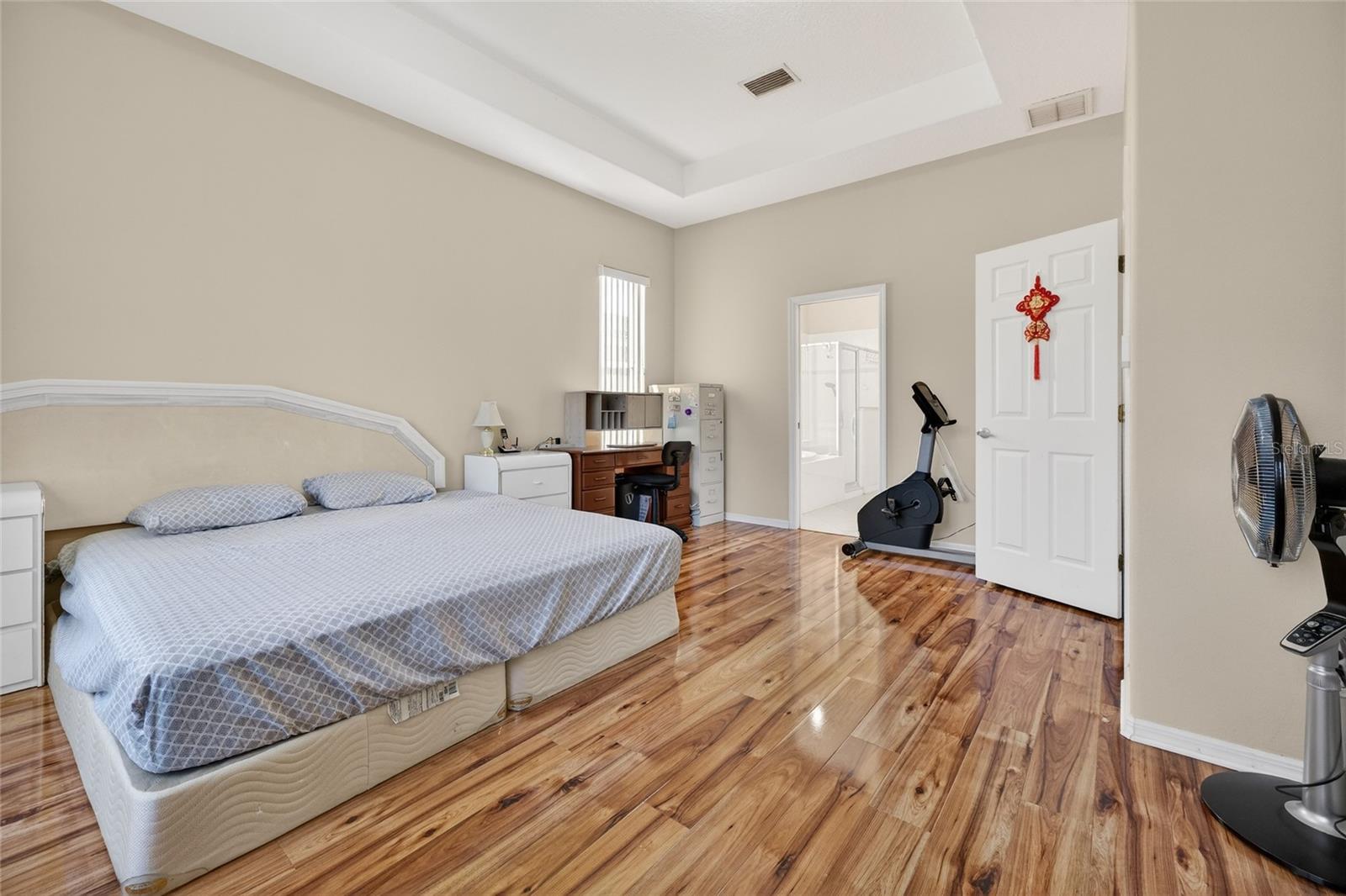 Image 16 of 36 For 4612 62 Avenue