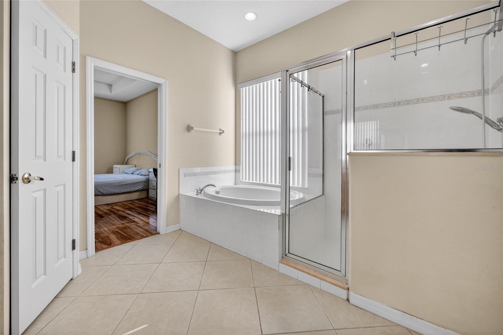 Image 18 of 36 For 4612 62 Avenue