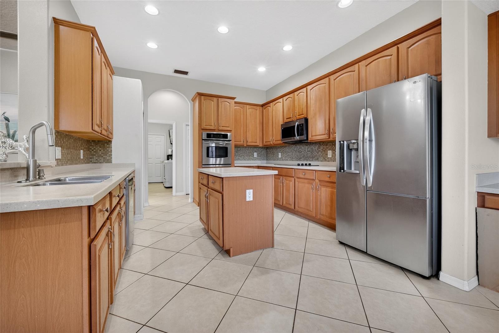 Image 25 of 36 For 4612 62 Avenue