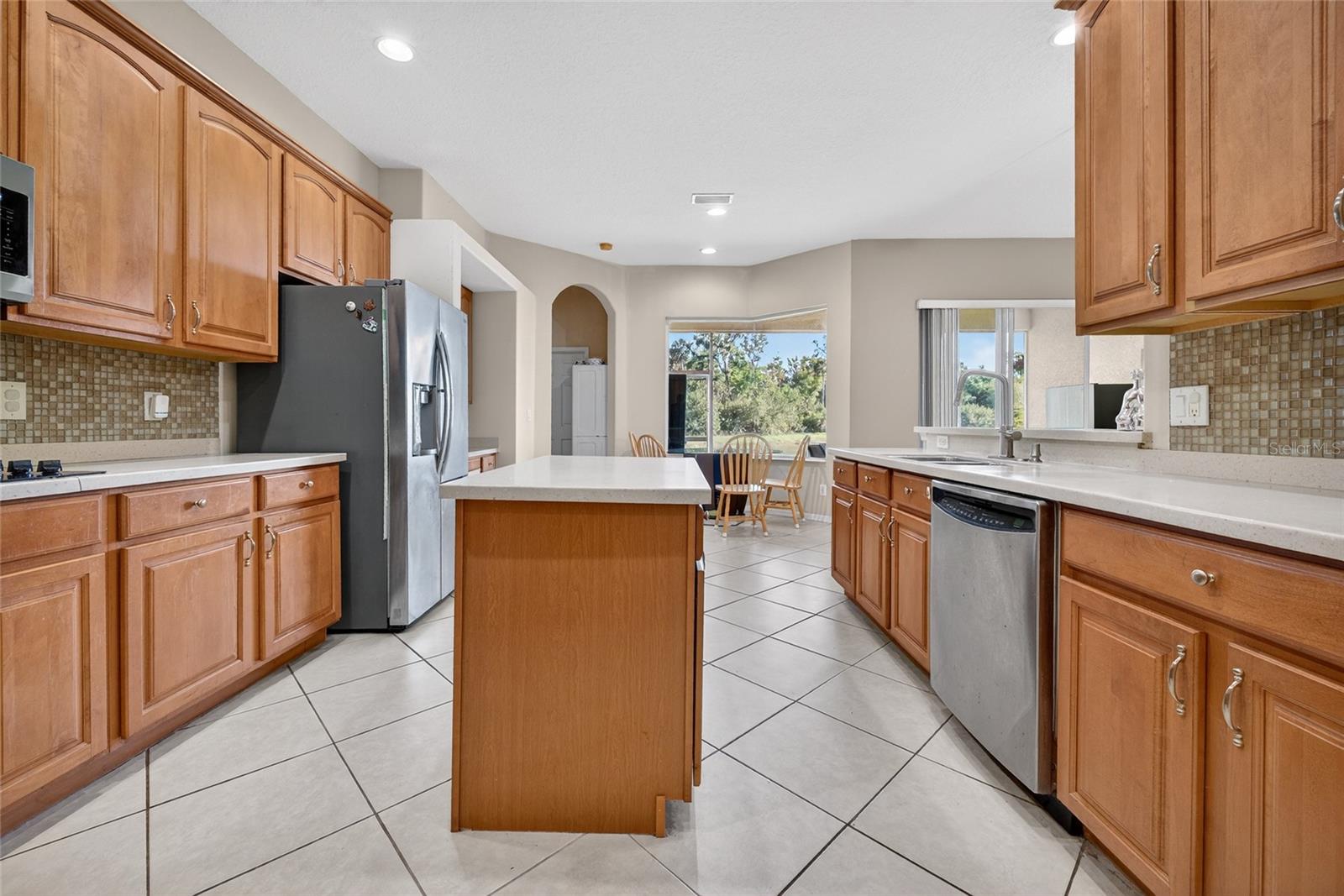 Image 26 of 36 For 4612 62 Avenue