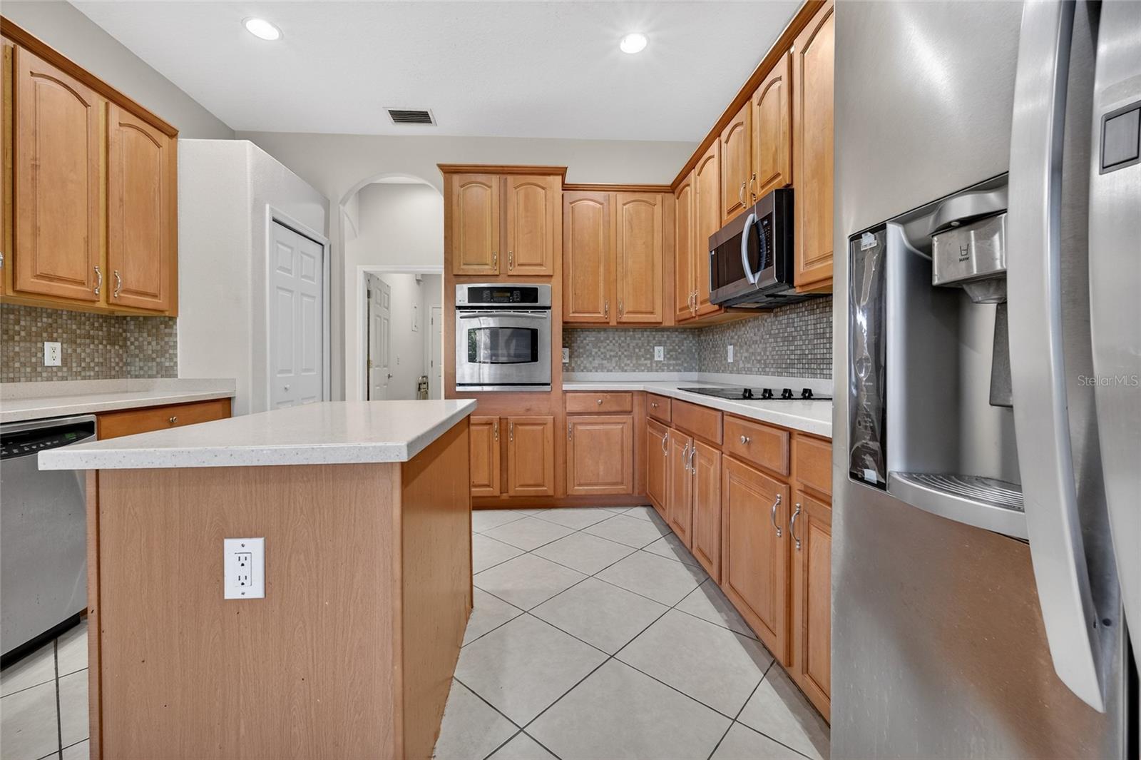 Image 27 of 36 For 4612 62 Avenue