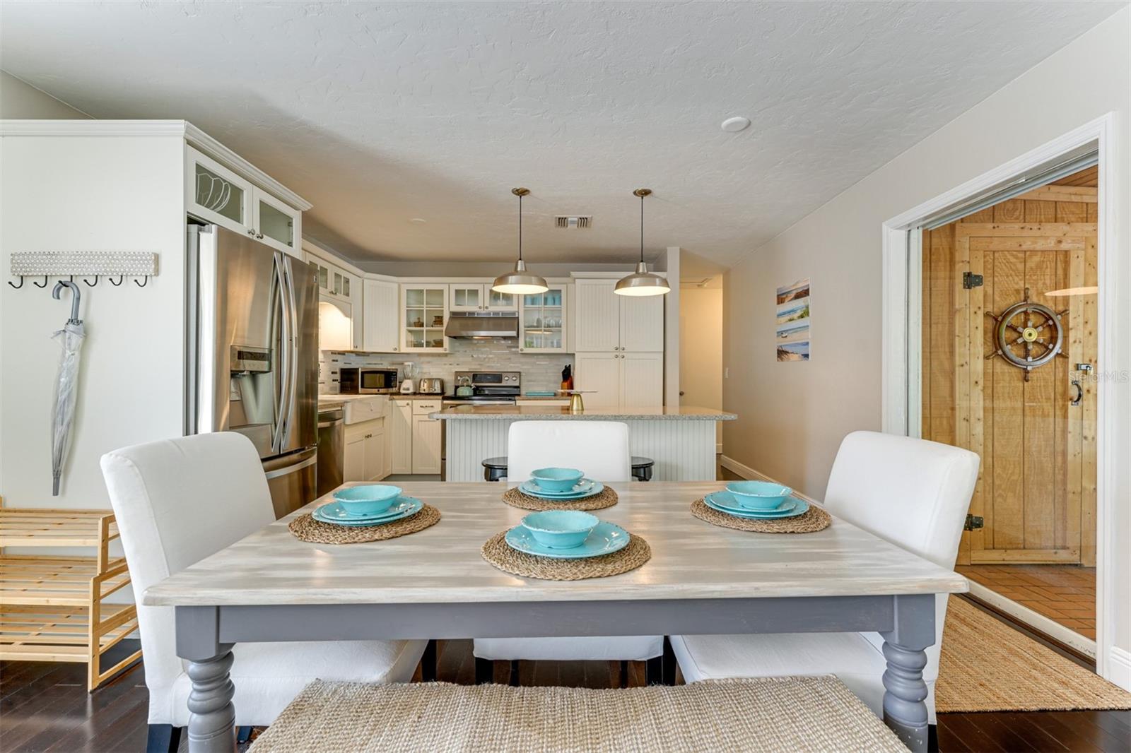 Image 4 of 30 For 2363 Milford Circle