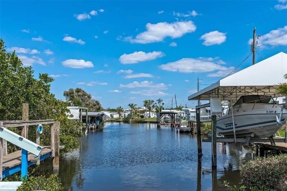 Image 9 of 15 For 144 Pennsylvania Street