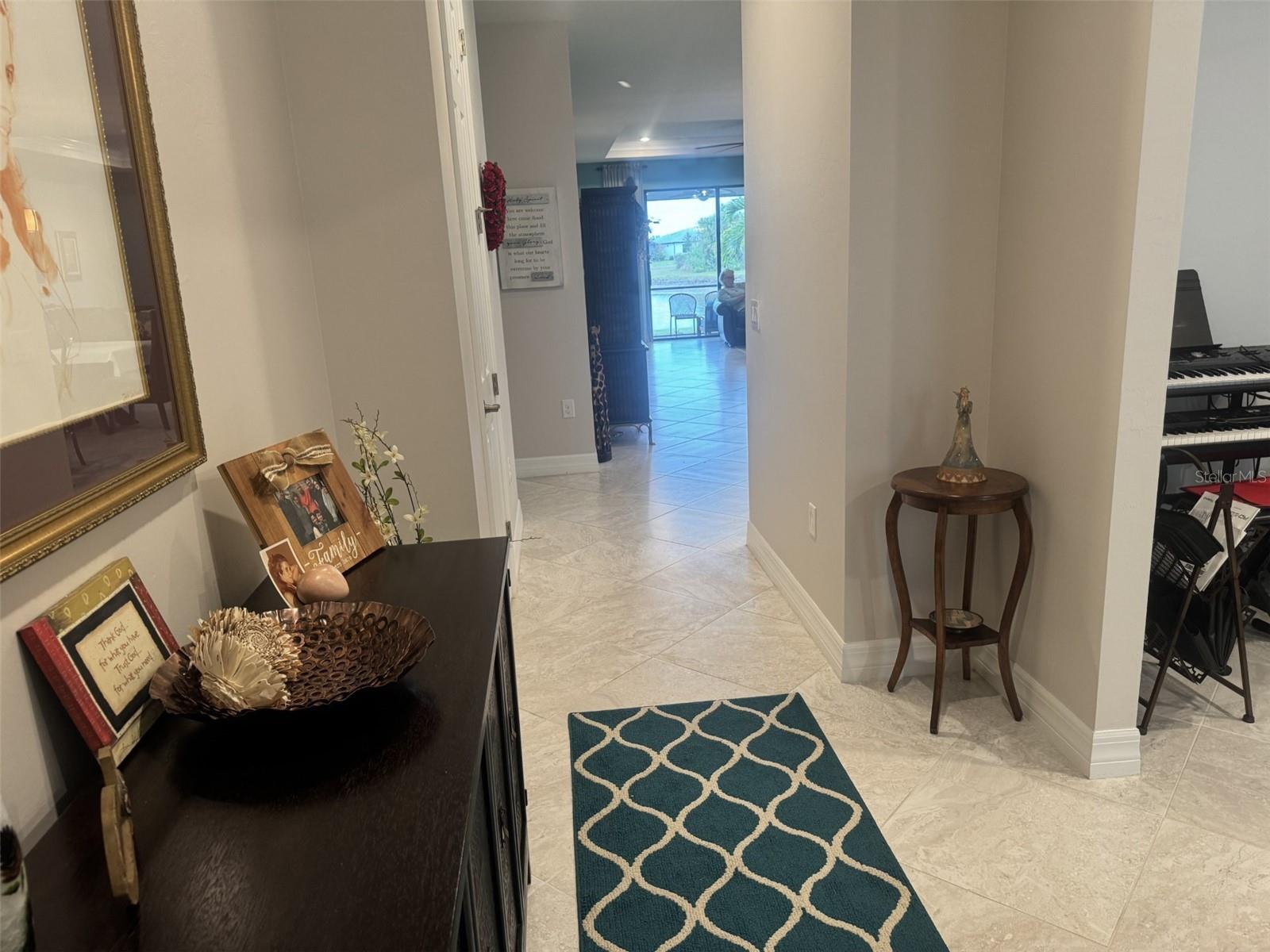 Image 8 of 59 For 2536 Marton Oak Boulevard