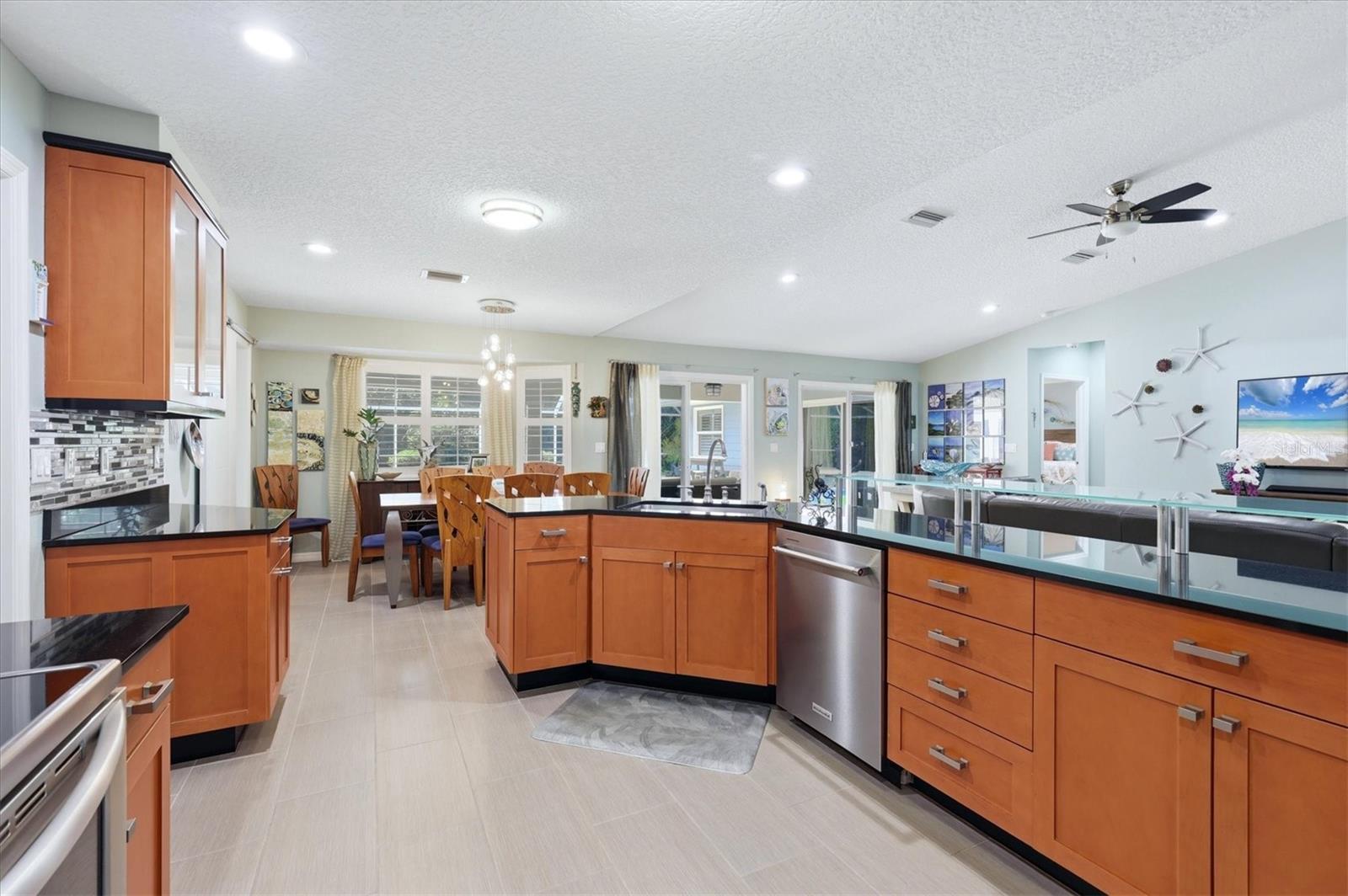 Image 13 of 38 For 1880 Loma Linda Street