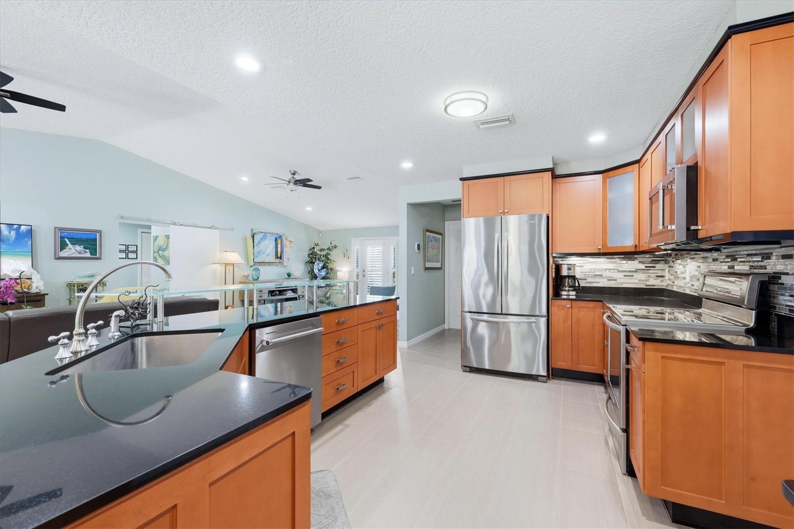 Image 14 of 38 For 1880 Loma Linda Street