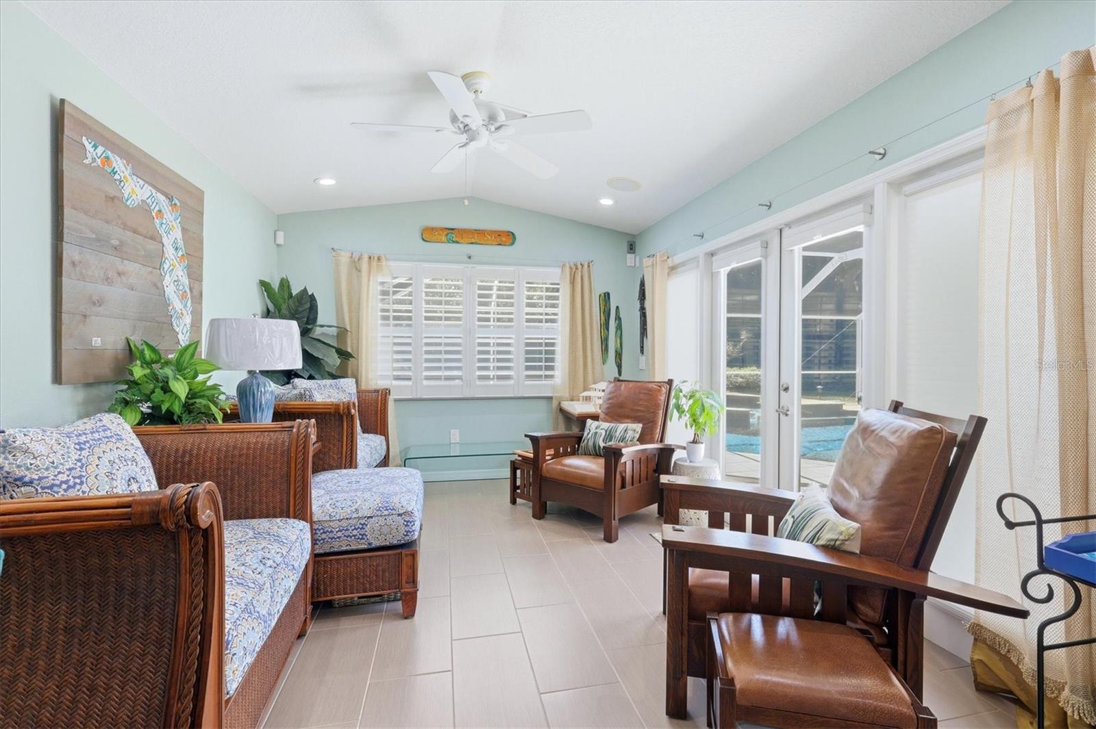 Image 24 of 38 For 1880 Loma Linda Street