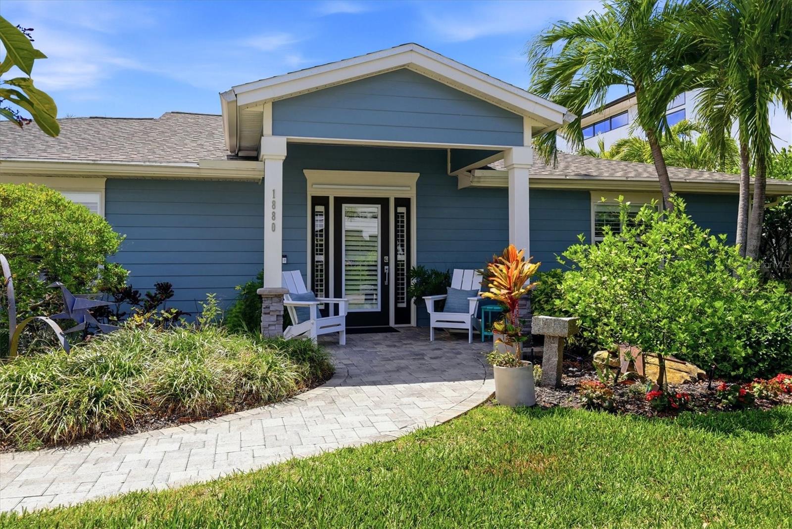 Image 3 of 38 For 1880 Loma Linda Street