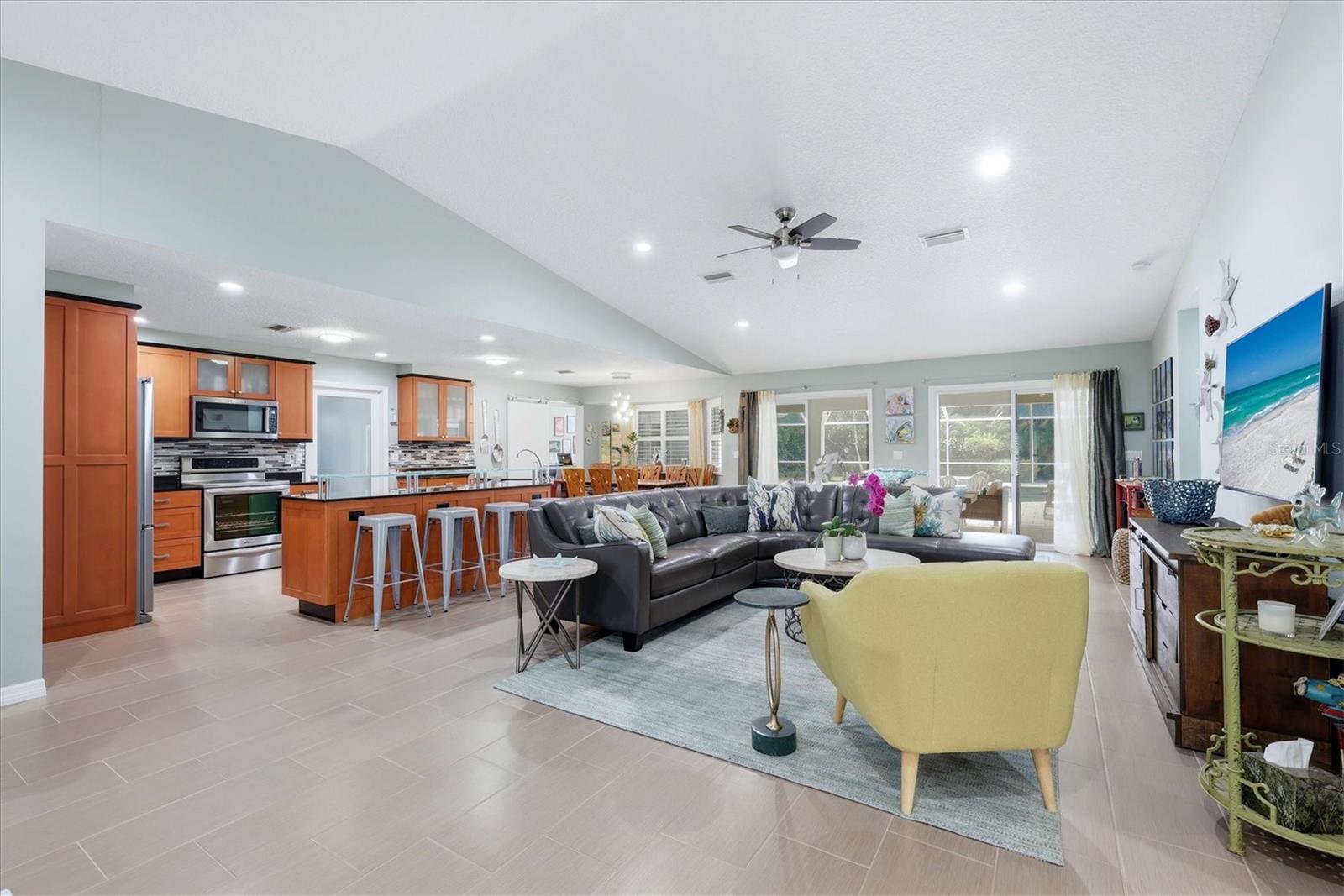 Image 7 of 38 For 1880 Loma Linda Street