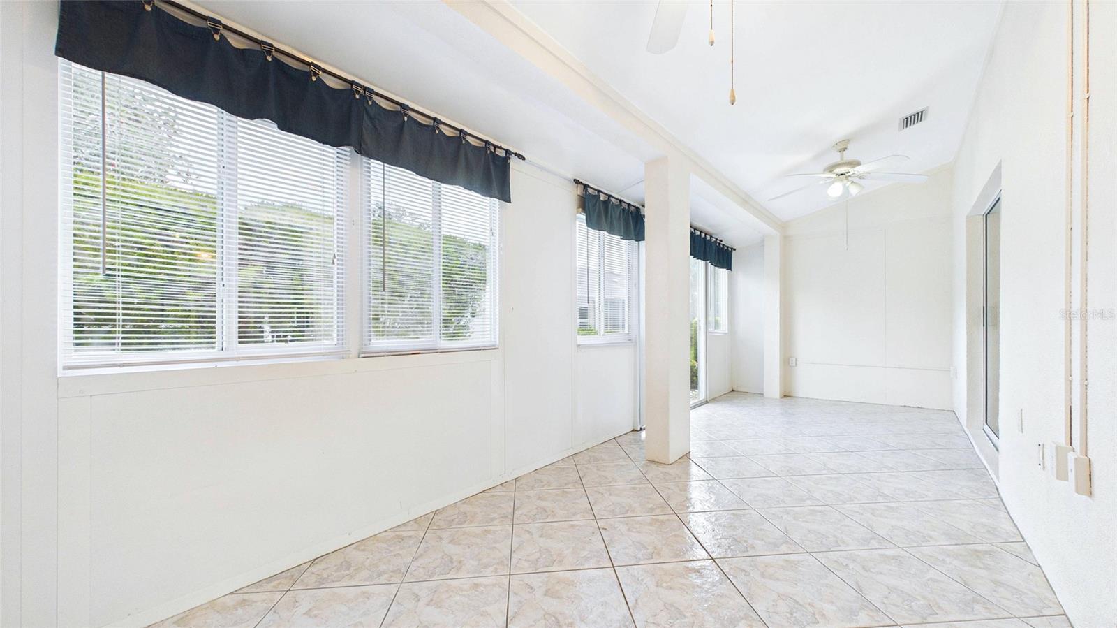 Image 25 of 32 For 2013 Del Webb Boulevard