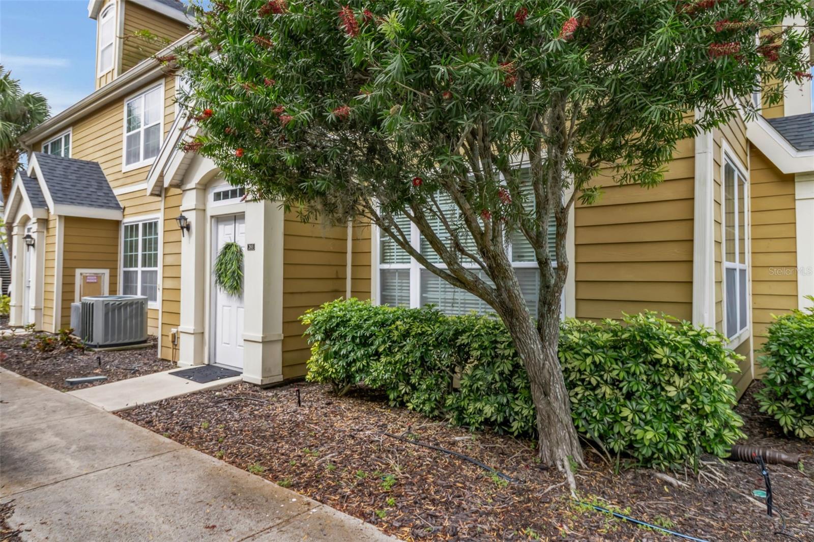 Image 2 of 50 For 5511 Rosehill Road 203