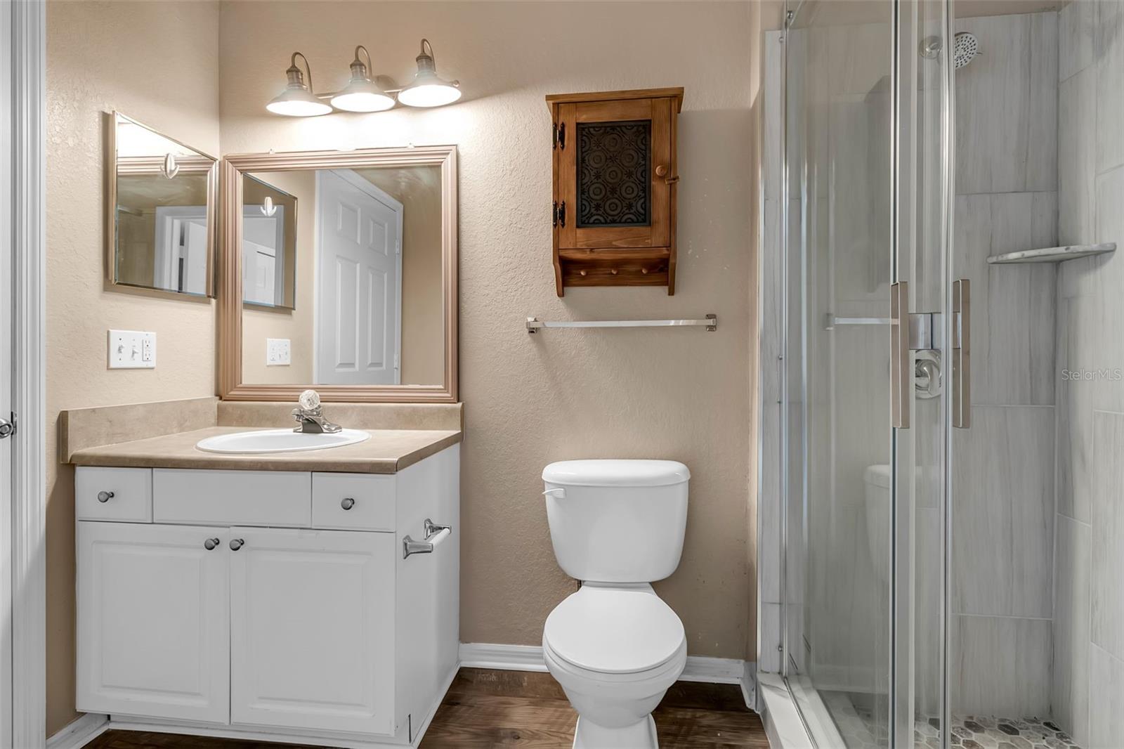 Image 27 of 50 For 5511 Rosehill Road 203