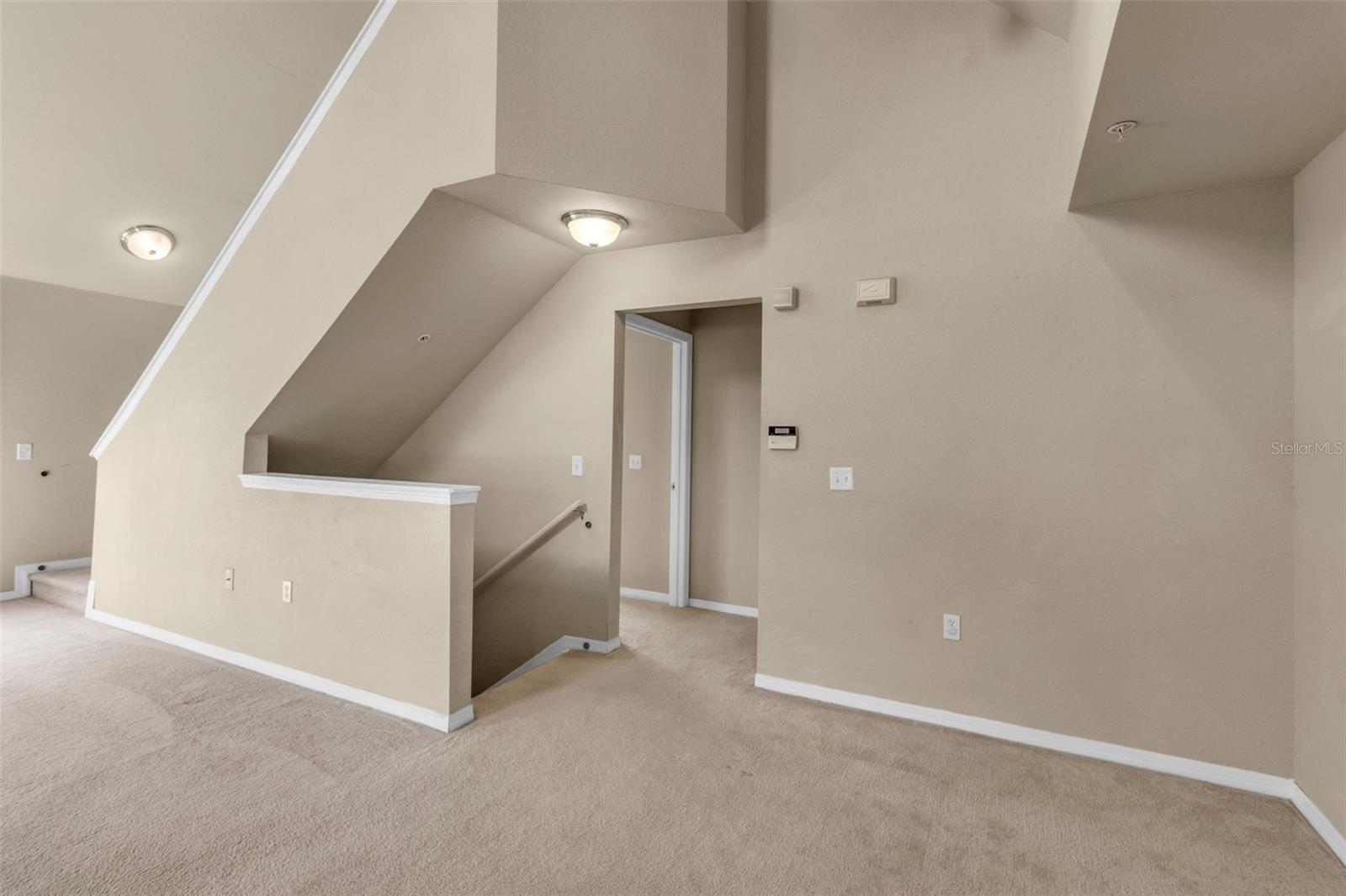 Image 33 of 50 For 5511 Rosehill Road 203