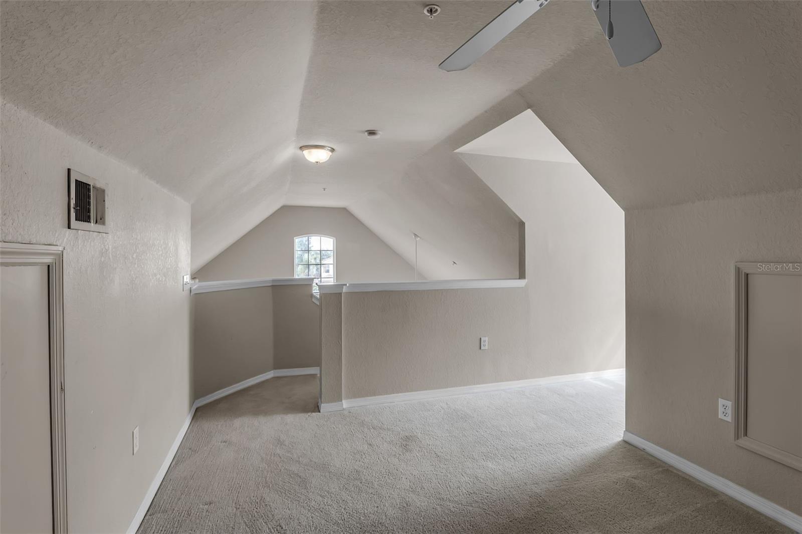 Image 34 of 50 For 5511 Rosehill Road 203