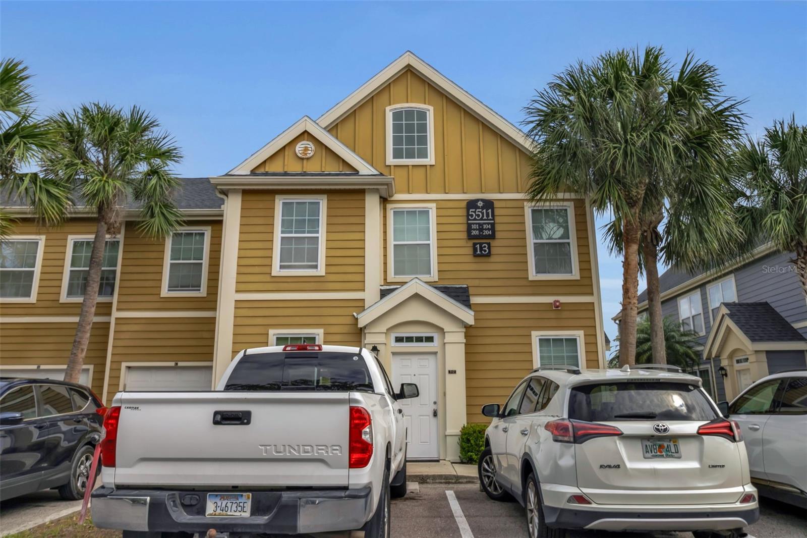 Image 4 of 50 For 5511 Rosehill Road 203