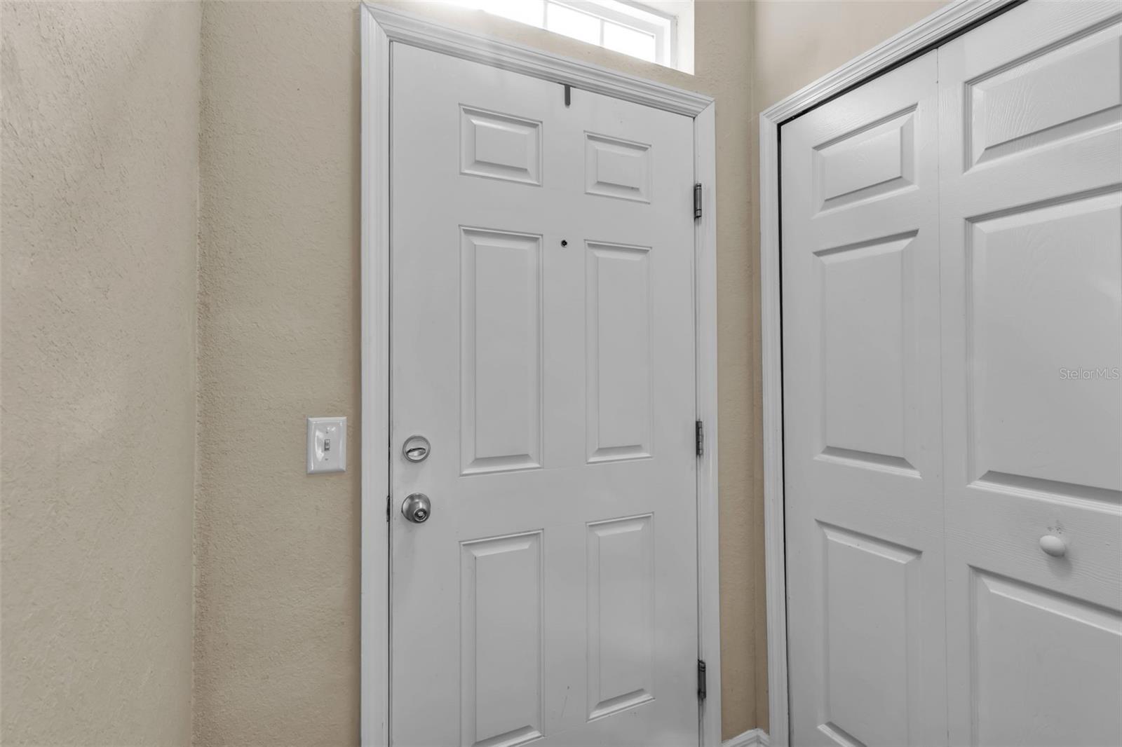 Image 5 of 50 For 5511 Rosehill Road 203