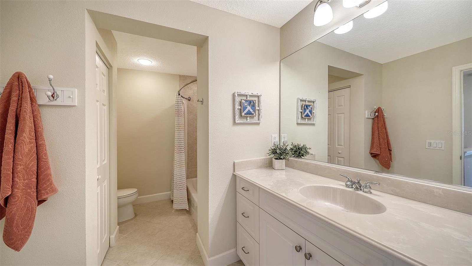 Image 34 of 65 For 1116 Beachcomber Court 3