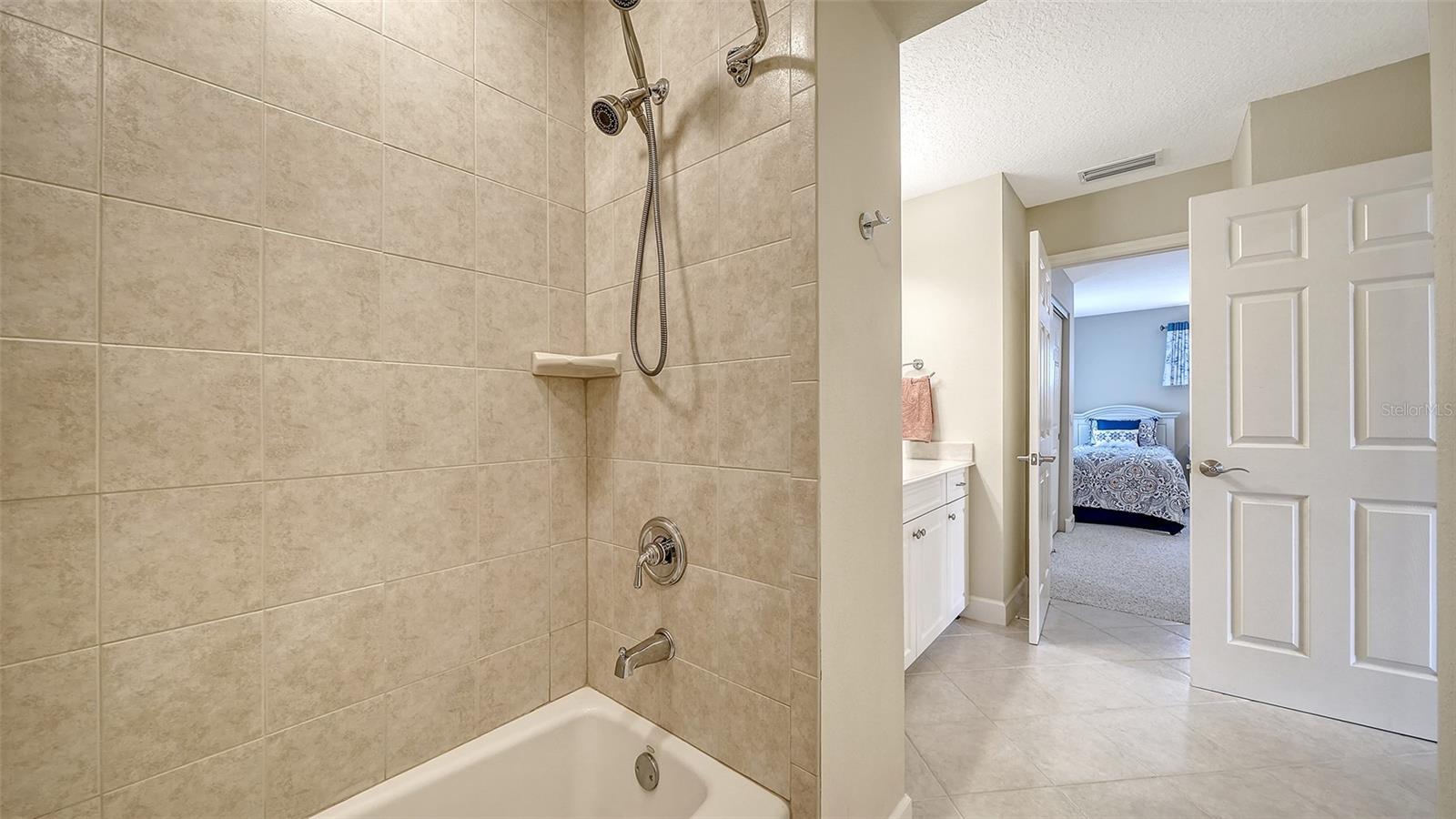 Image 38 of 65 For 1116 Beachcomber Court 3