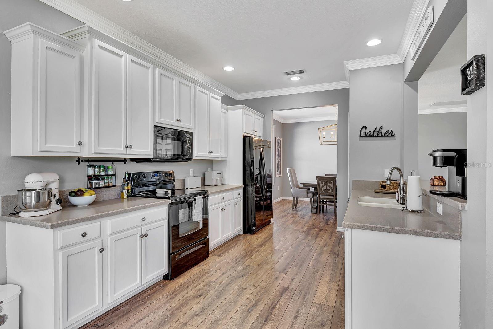 Image 14 of 31 For 6838 44th Terrace E