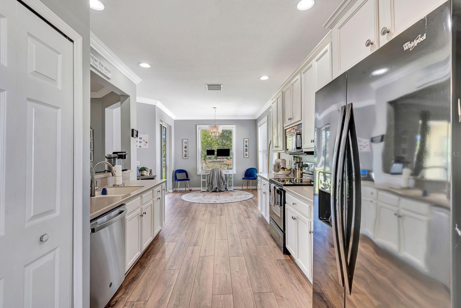 Image 15 of 31 For 6838 44th Terrace E