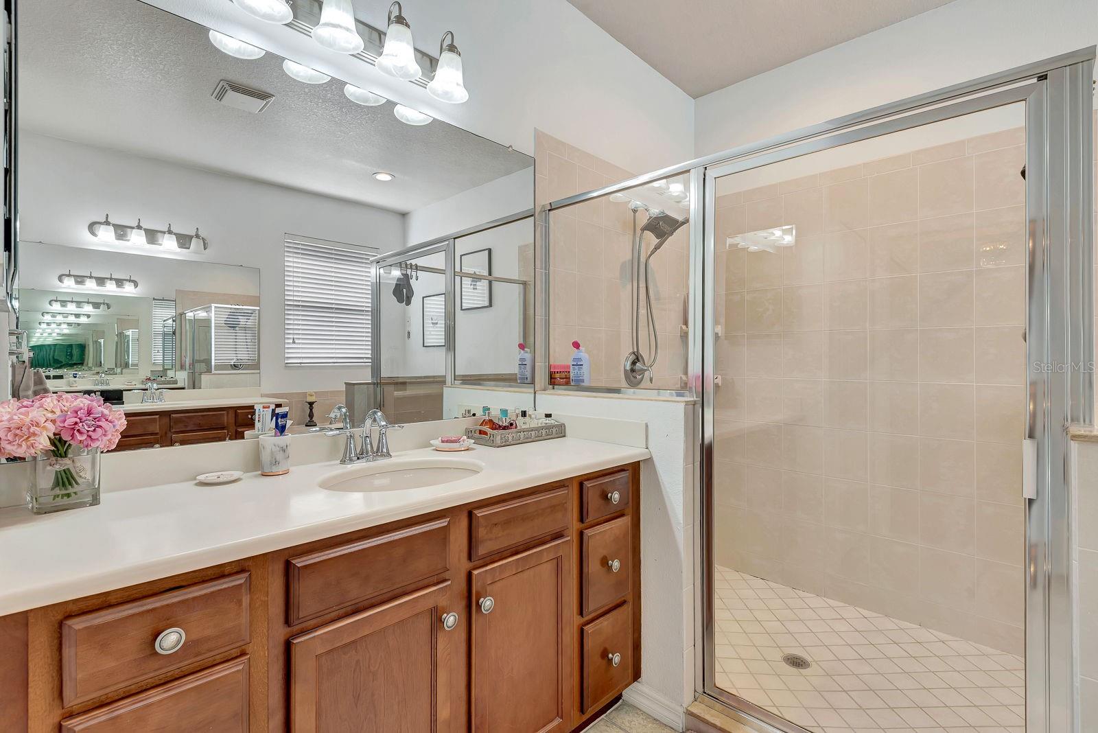 Image 23 of 31 For 6838 44th Terrace E