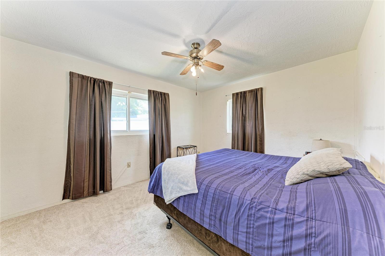 Image 18 of 35 For 2811 33rd Avenue W