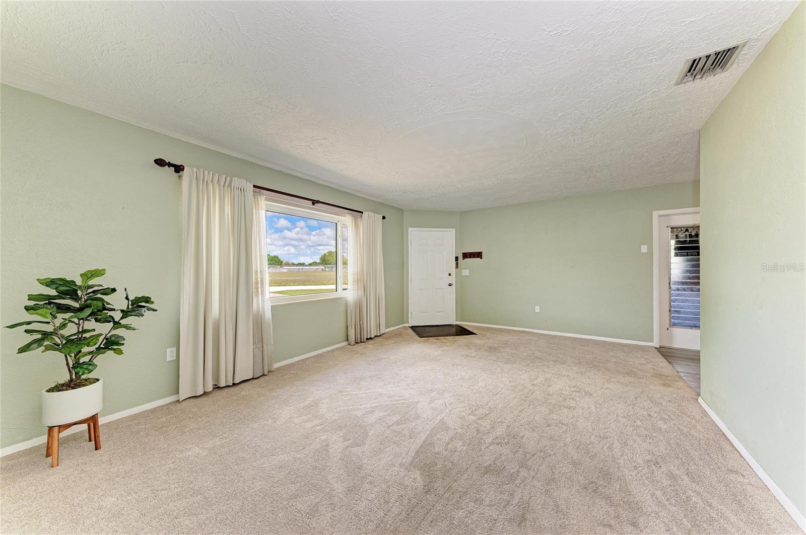 Image 9 of 35 For 2811 33rd Avenue W