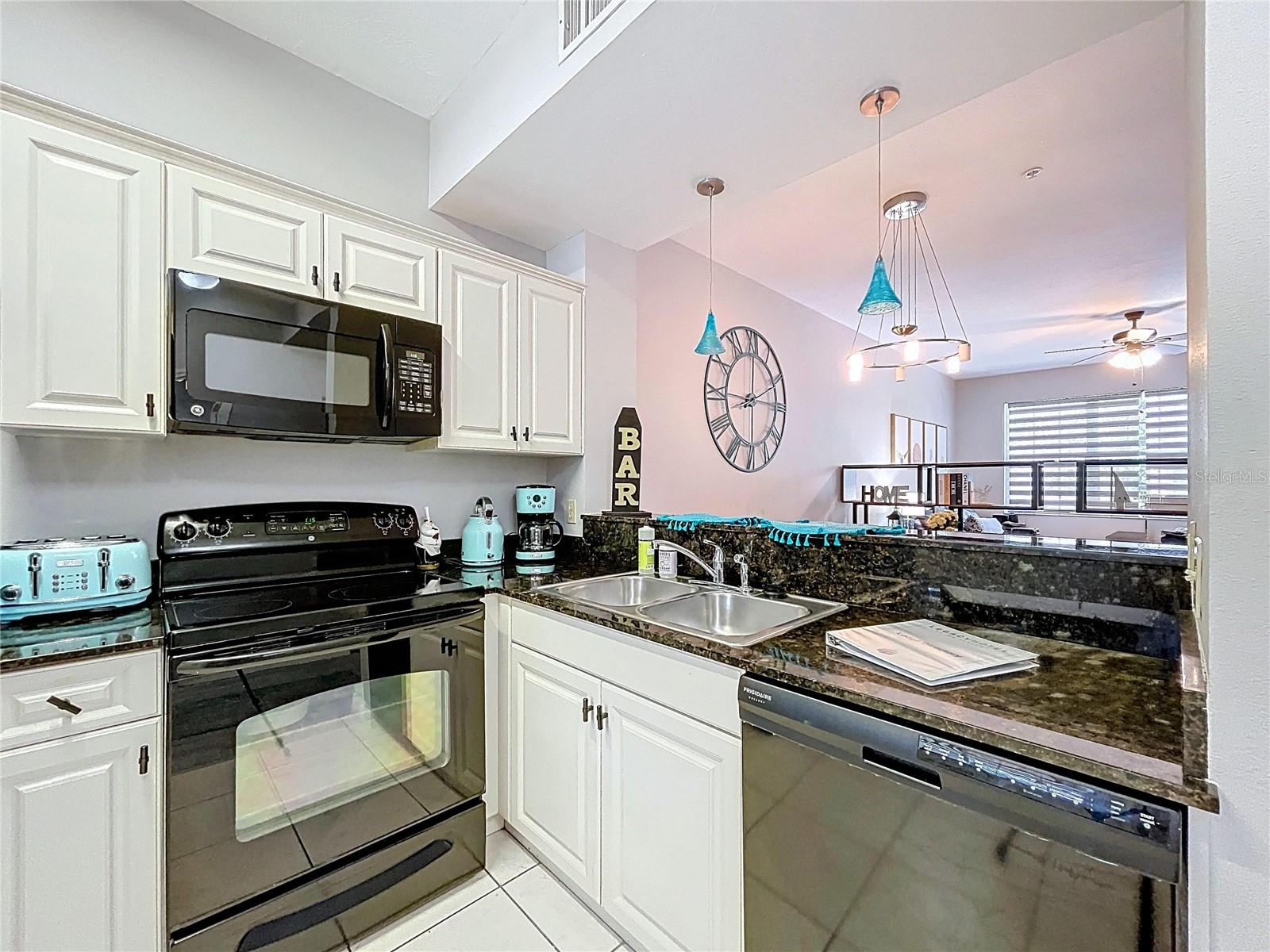 Image 7 of 32 For 3506 54th Drive W 207