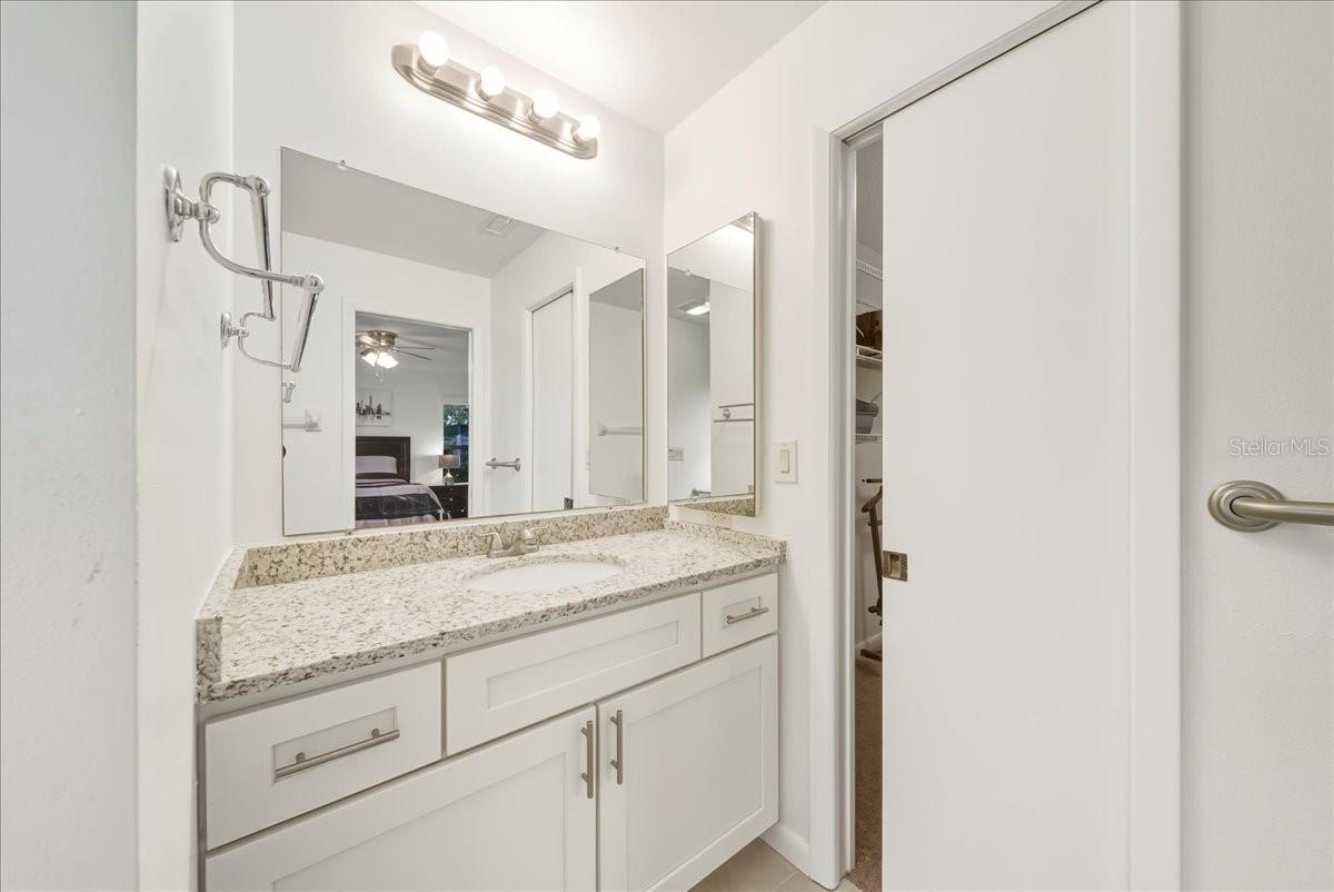 Image 28 of 39 For 4530 Atwood Cay Circle 13