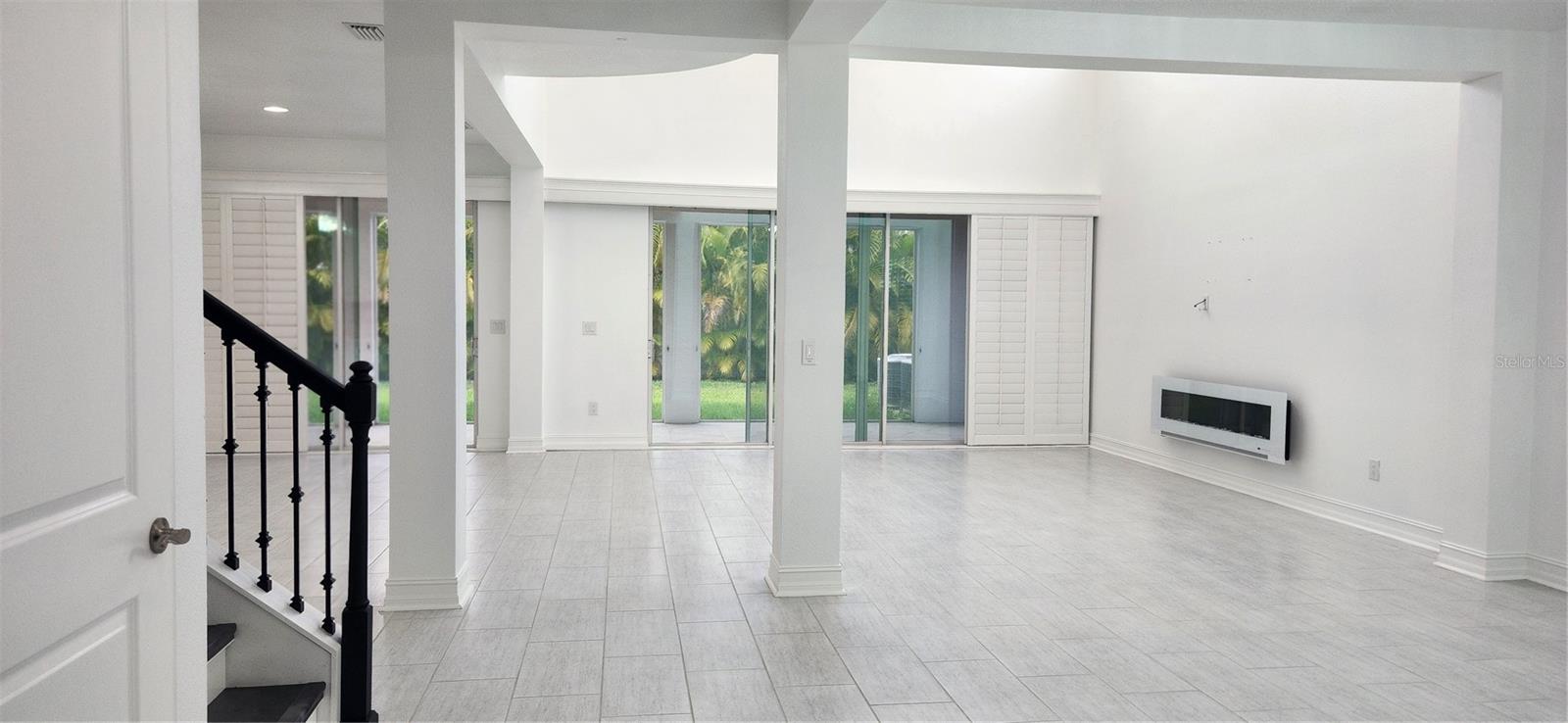 Image 13 of 34 For 7592 Aguila Drive