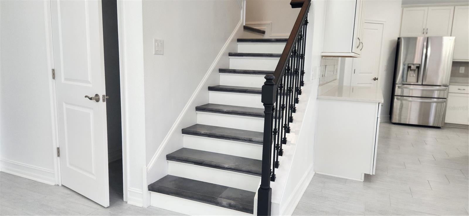 Image 14 of 34 For 7592 Aguila Drive