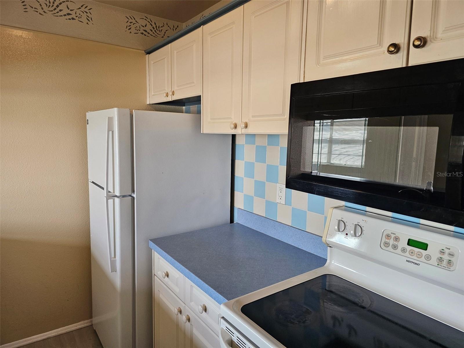 Image 6 of 26 For 3851 59th Avenue W 3851