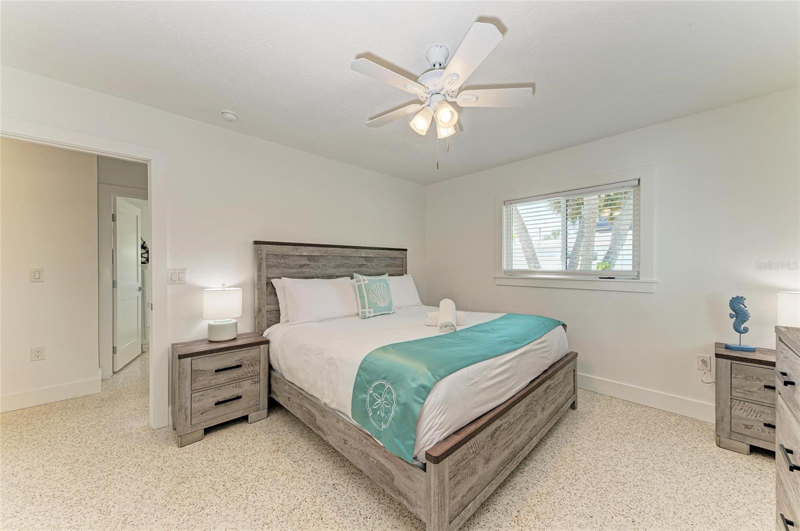 Image 21 of 45 For 165 Crescent Drive