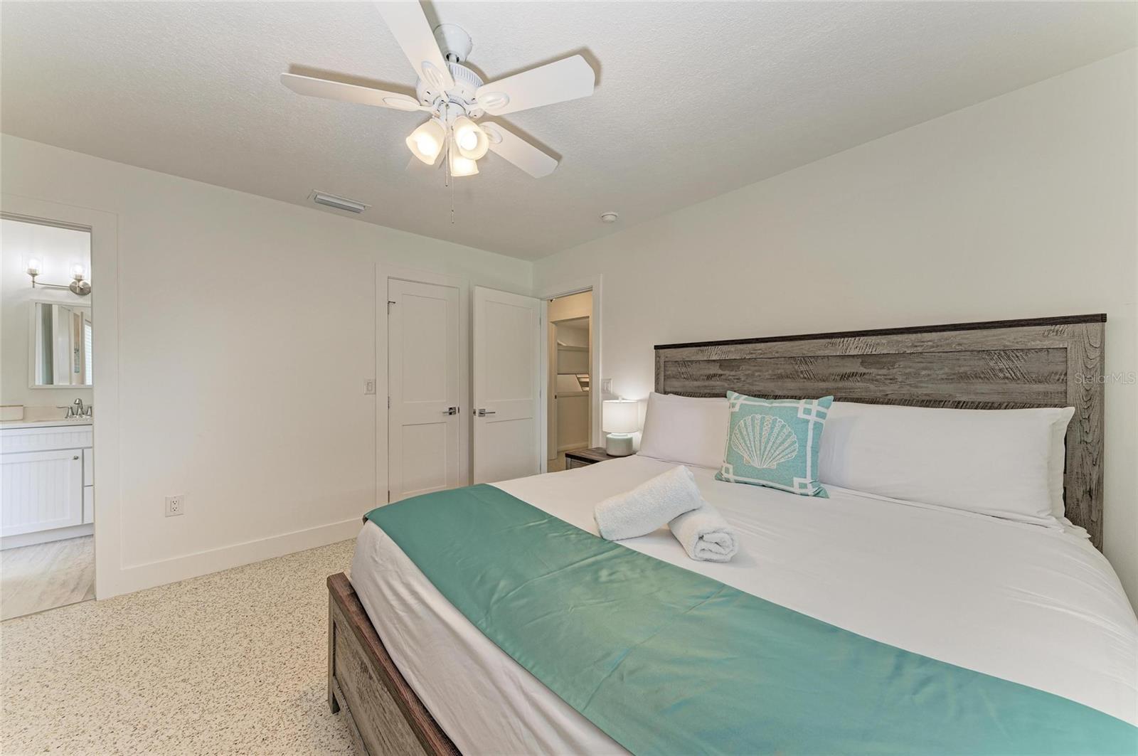 Image 22 of 45 For 165 Crescent Drive