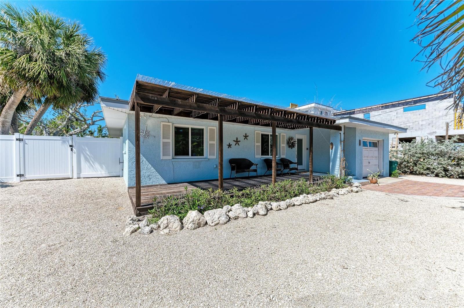 Image 3 of 45 For 165 Crescent Drive