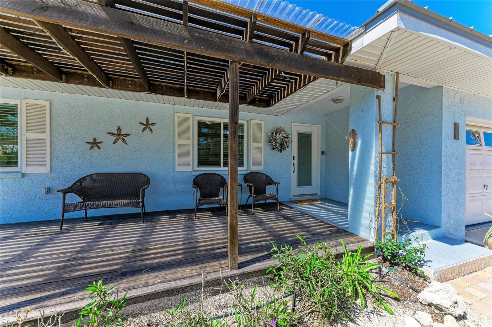 Image 6 of 45 For 165 Crescent Drive