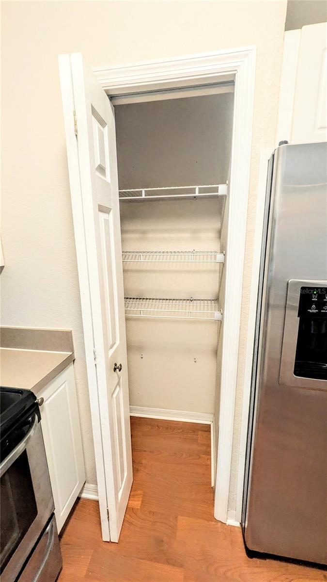 Image 10 of 39 For 5174 Northridge Road 102