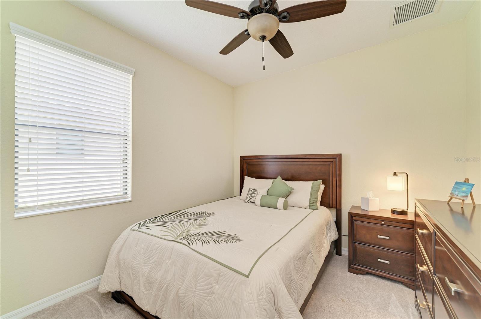 Listing photo id 27 for 6810 Willowshire Way