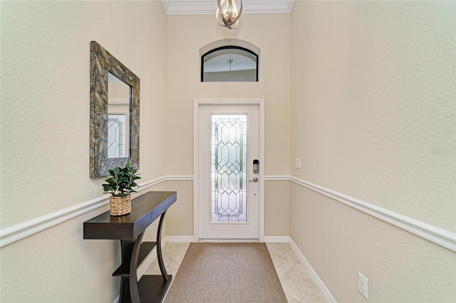 Listing photo id 7 for 6810 Willowshire Way