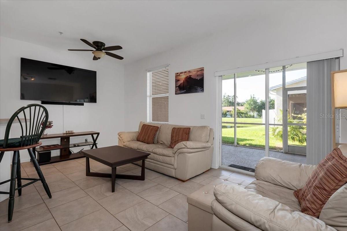 Image 15 of 47 For 3806 Virga Boulevard