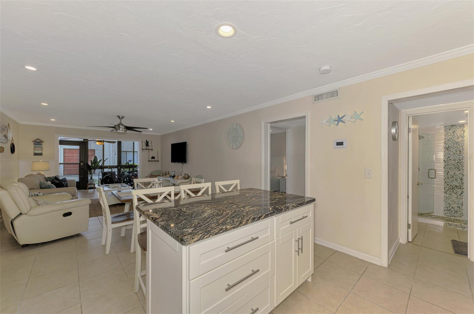 Image 13 of 39 For 1612 Stickney Point Road 1612-1